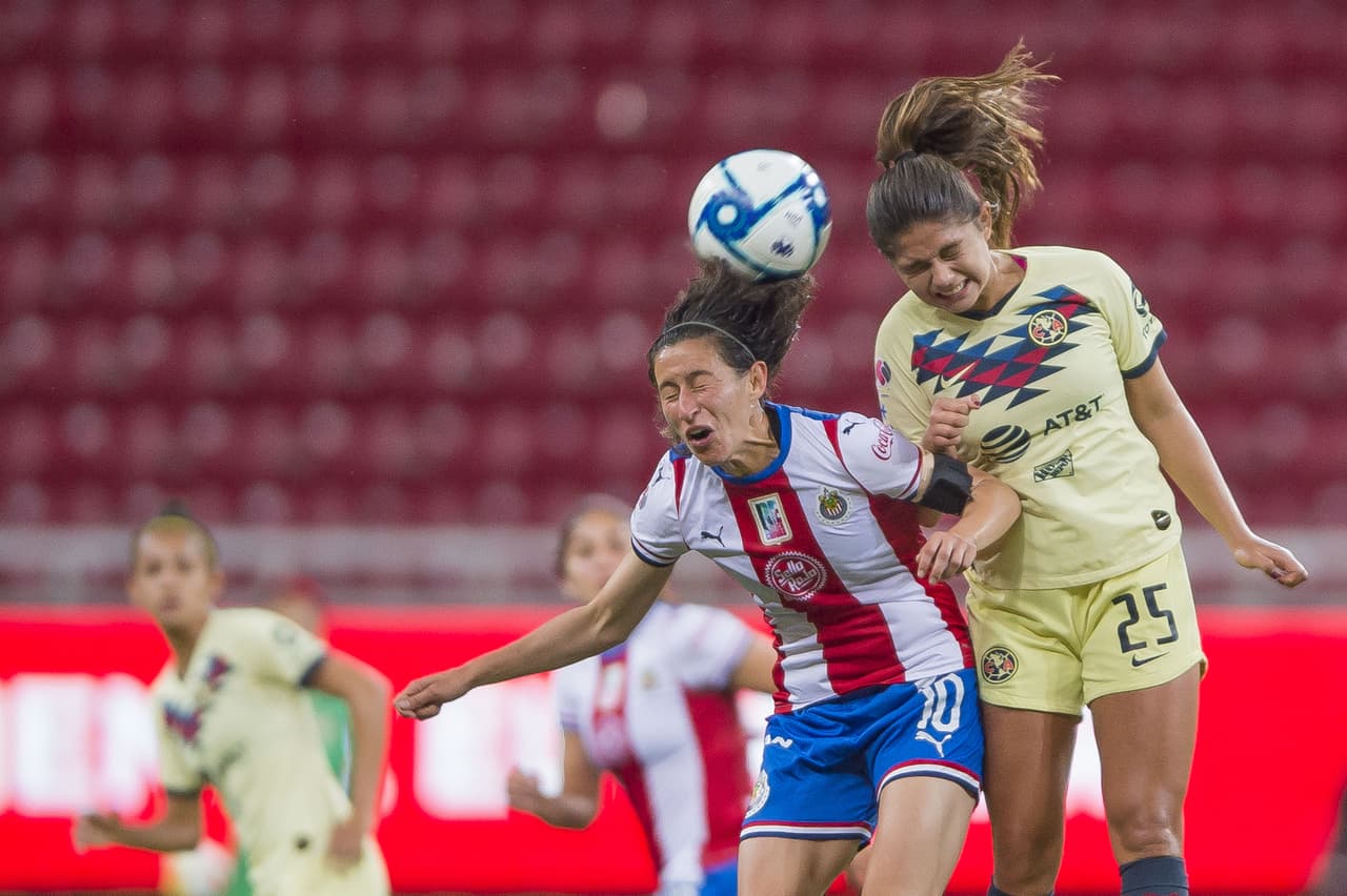 Aquella vez, las jugadoras del Rebaño Sagrado se impusieron 6-4 ante las Águilas y se proclamaron campeonas del primer torneo en la rama femenil.