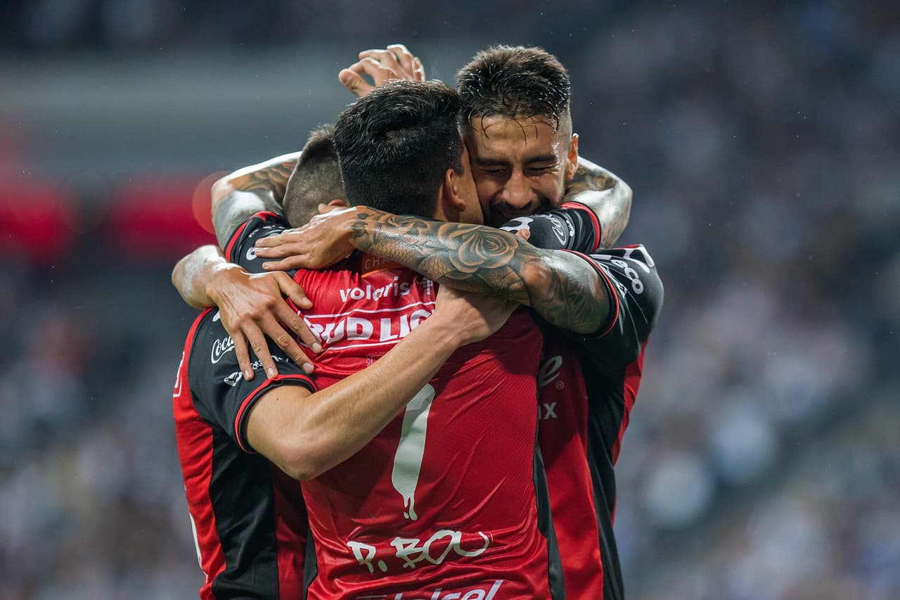 Xolos eliminó sorpresivamente a Rayados al vencerlos a domicilio 2-1 (3-2 global) en el juego de vuelta de los cuartos de final del Clausura 2018.