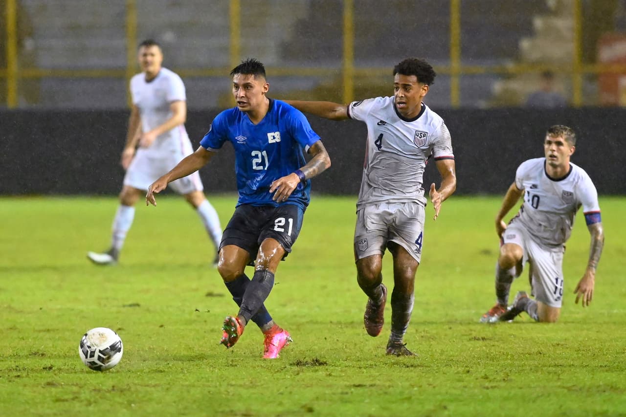 Estados Unidos le empató (1-1) de último minuto a El Salvador en el Estadio Cuscatlán.