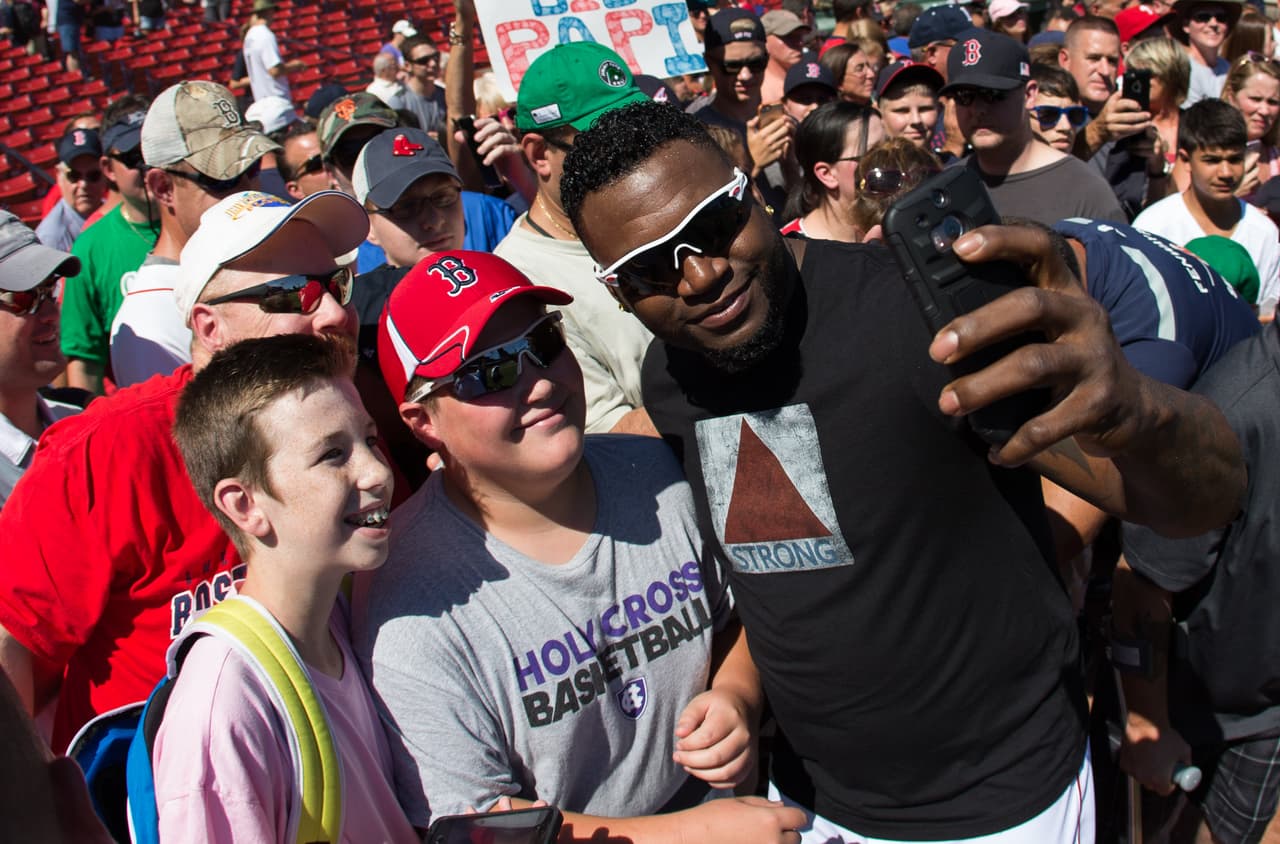 En una votación por Internet que creó mlb.com, Ortiz fue elegido como uno de los mejores cuatro jugadores de todos los tiempos en la rica historia de los Red Sox, junto con él, Ted Williams, Carl Yastrzemski y Pedro Martínez completaron el cuarteto.