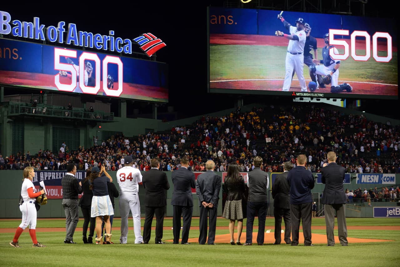 Una semana después, el 12 de septiembre en casa de los Tampa Bay Rays, Ortiz volvió a volarse la cerca y con ello llegó a 500 cuadrangulares en su gloriosa carrera, a penas el jugador 25 en la historia de las Ligas Mayores en coneguir ese hito.