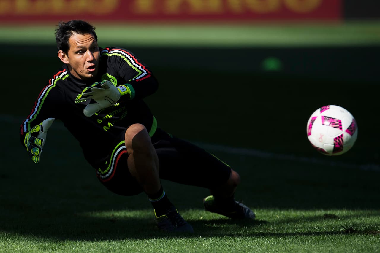 Rodolfo Cota regresa al Tri en la convocatoria de Gerardo Martino.