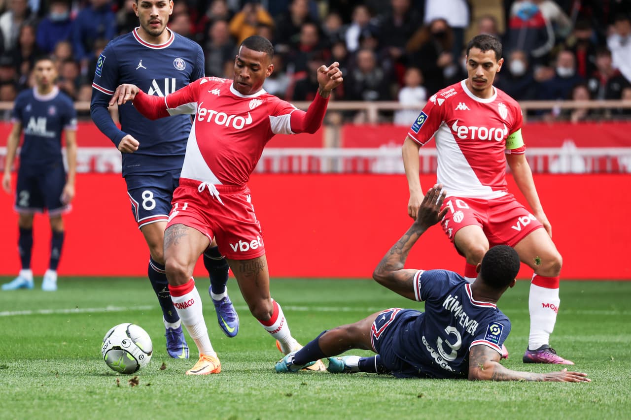 Las anotaciones del partido fueron hechas por Wissam Ben Yedder en dos ocasiones y una más de Kevin Volland.