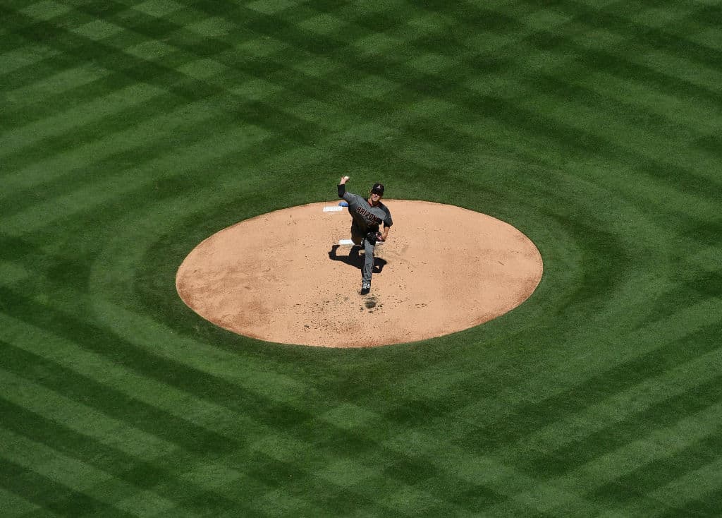Por Arizona abrió Zack Greinke (0-1) en una salida desastrosa para el estelar abridor de los Diamondbacks. Cargó con la derrota.