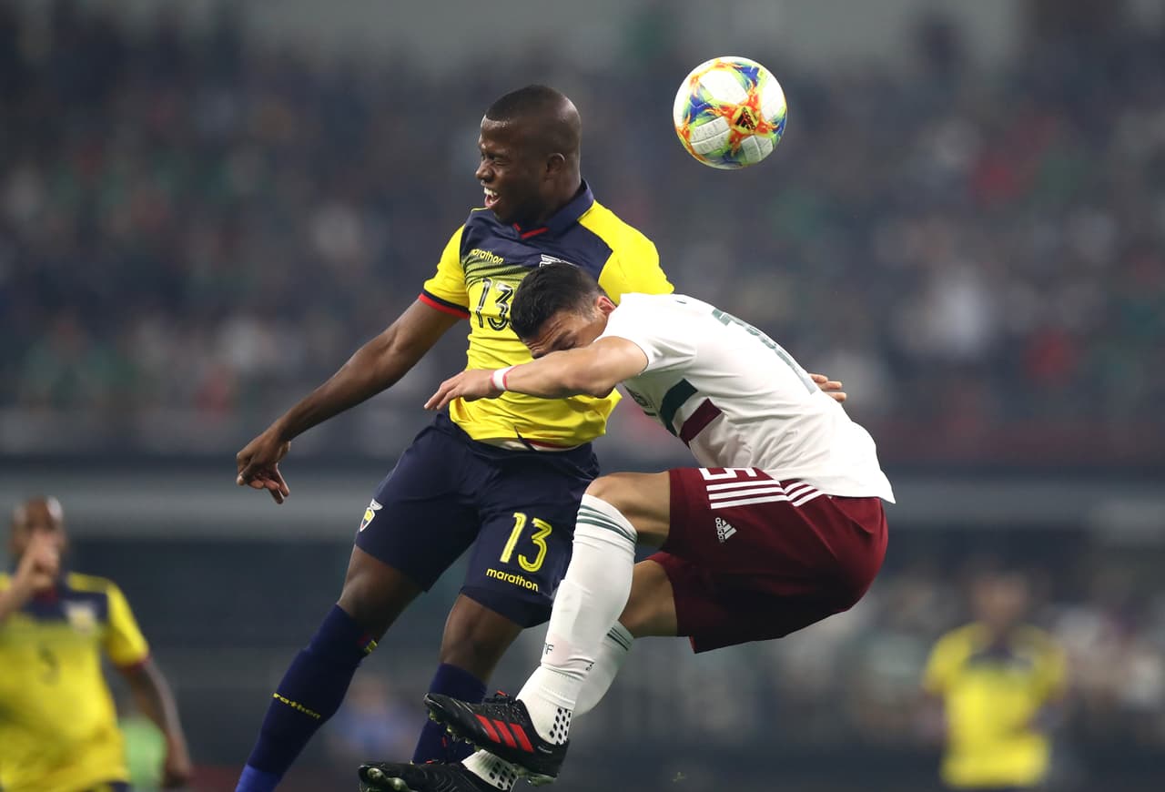 En junio del 2019, ante Ecuador, Héctor Moreno no completó el juego con el Tri tras una lesión en la pierna izquierda.