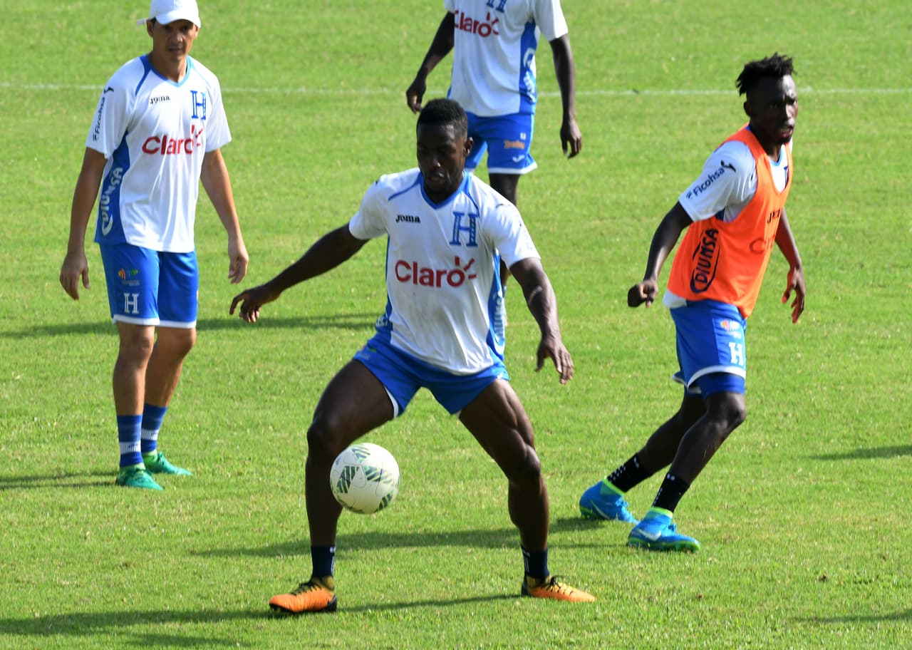 Los hondureños se preparan para el que sin duda se proyecta como su partido más importante en todo el cicli, el que al menos los lleve a repechaje.