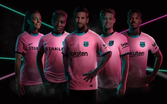 Lionel Messi presenta la tercera playera del Barcelona