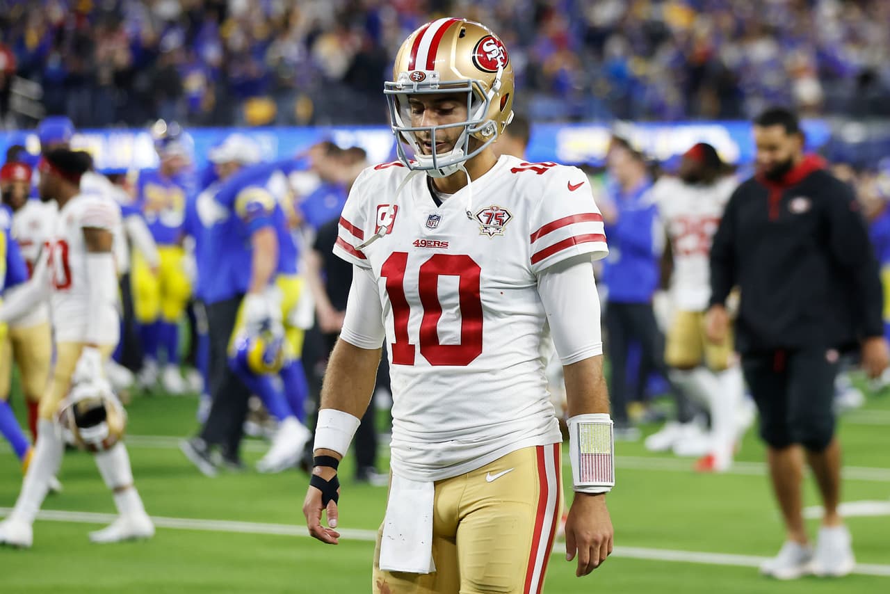 Garoppolo ya no será titular en los 49ers: "Él sabe que vamos con Trey"