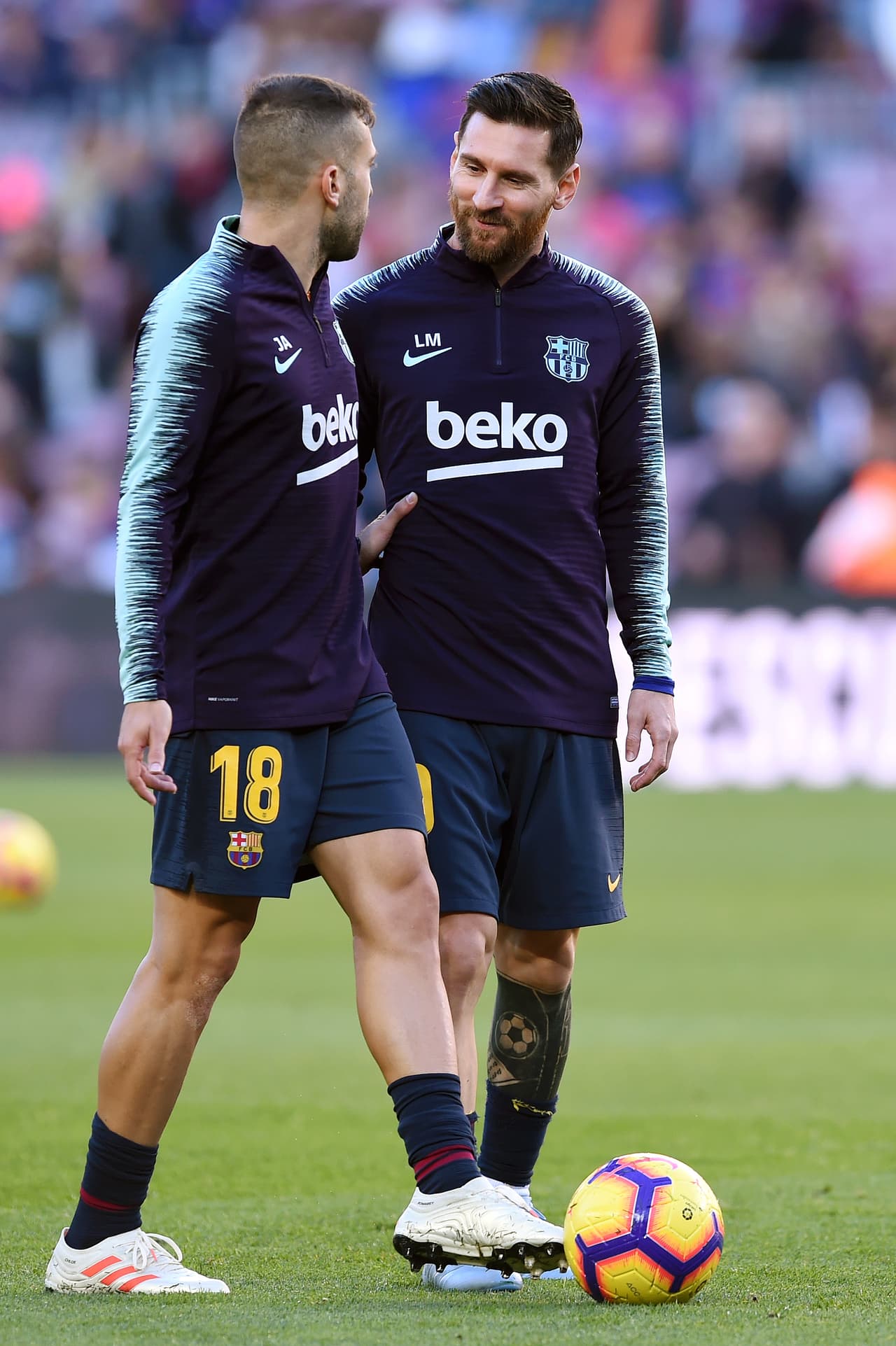 Lionel Messi volvió al once del Barcelona; Guardado también al del Betis