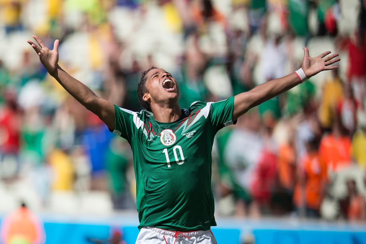 Gio dos Santos pidió cambio contra Holanda por ampollas en los pies