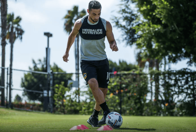 Seis meses después, Sebastian Lletget vuelve a entrenar con el Galaxy