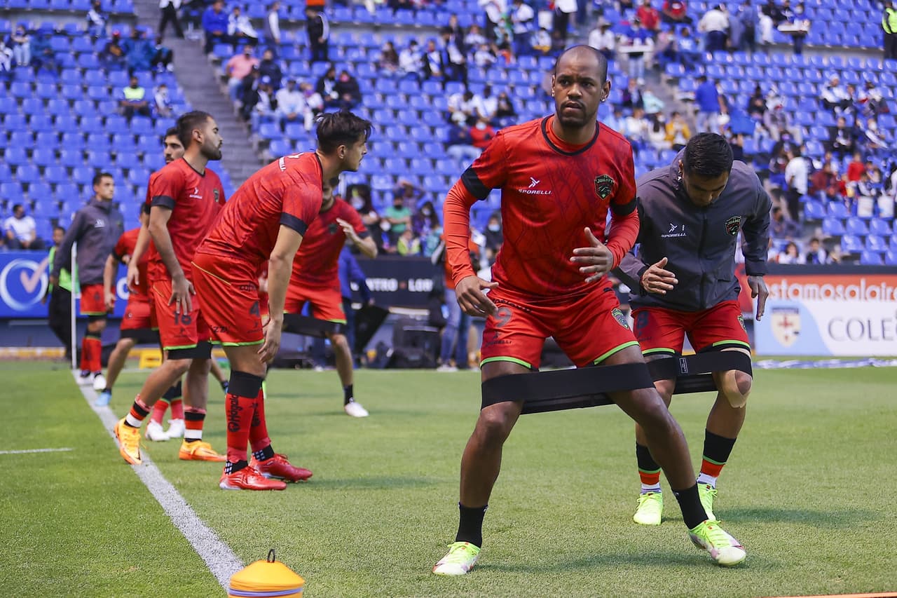 Los Bravos de Juárez se presentaban en el Cuauhtémoc para intentar quitarle el invicto al Puebla en el inicio de la Jornada 8.