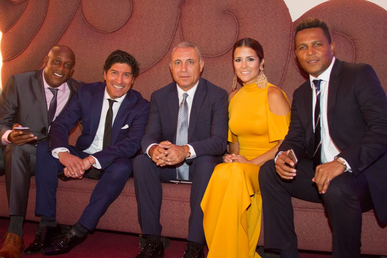 El equipo de talentos de Univisión Sports. Un grupo internacional y multicultural.