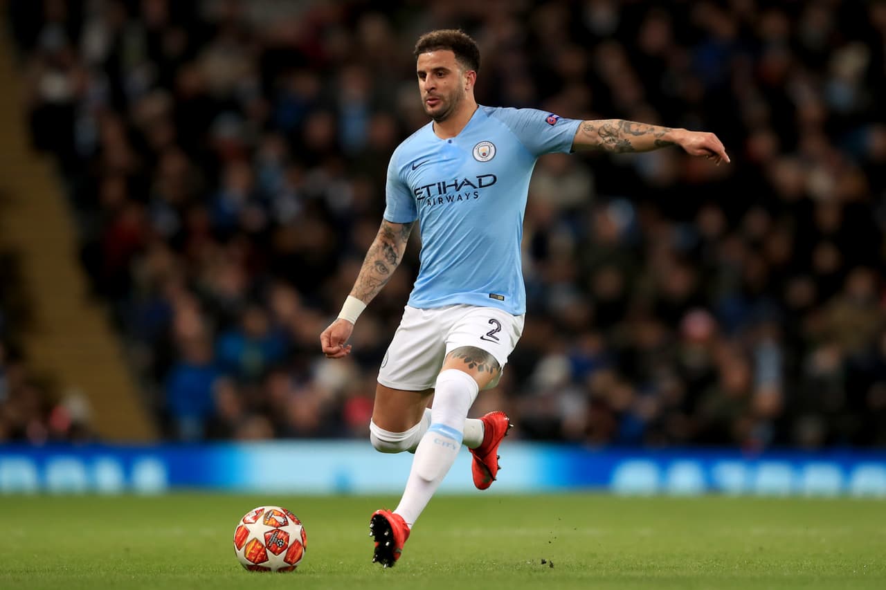 5. Kyle Walker (Inglaterra) - 56.5 millones de euros del Tottenham Hotspur al Manchester City.