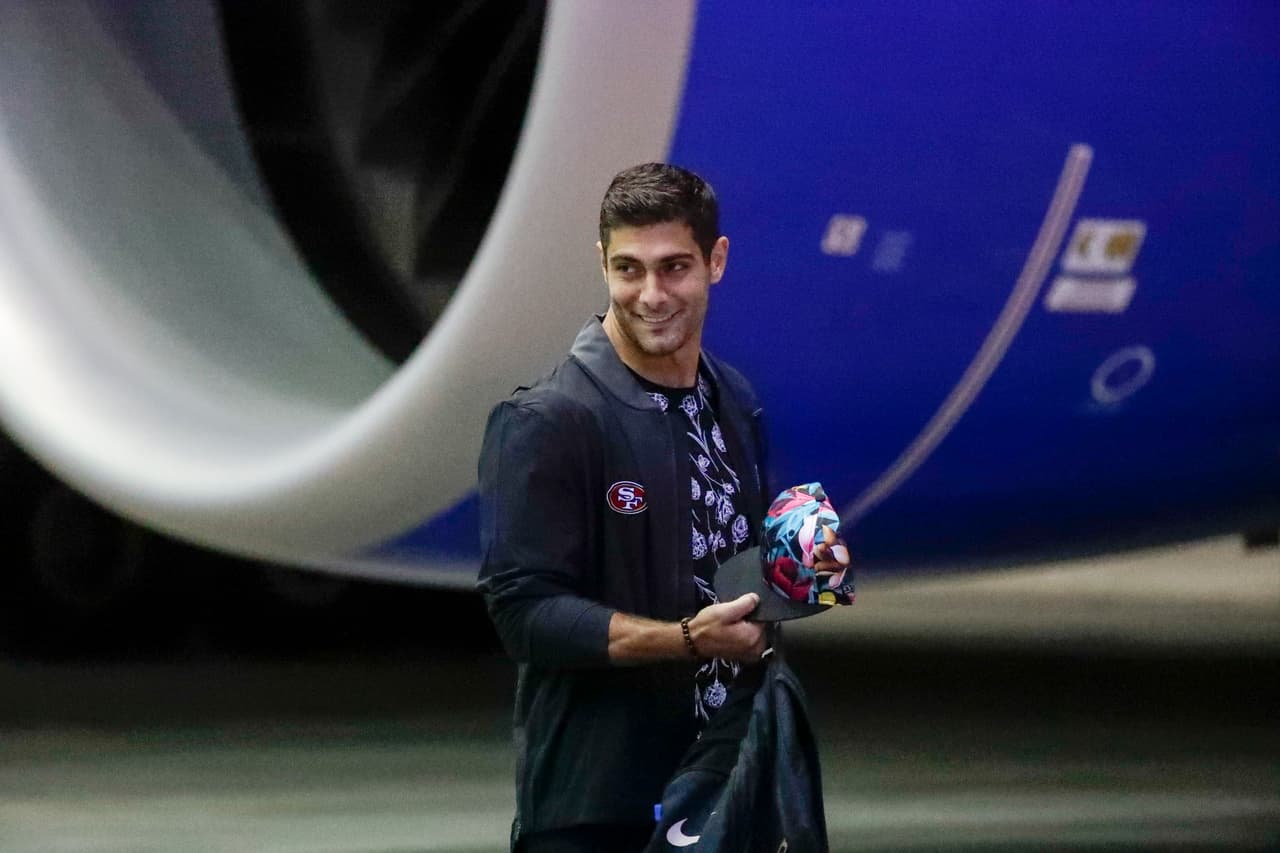 Con mucha alegría y gran ambiente, así arribaron los 49ers al aeropuerto internacional de Miami para el Super Bowl LIV.