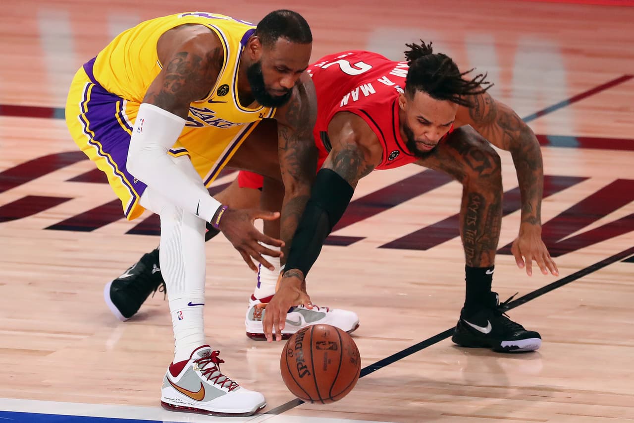 Los Angeles Lakers retoman su juego y vencen 88-111 a los Portland Trail Blazers y ponen la serie 1-1.