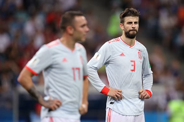 España sufre históricamente en su primer juego de Copa del Mundo