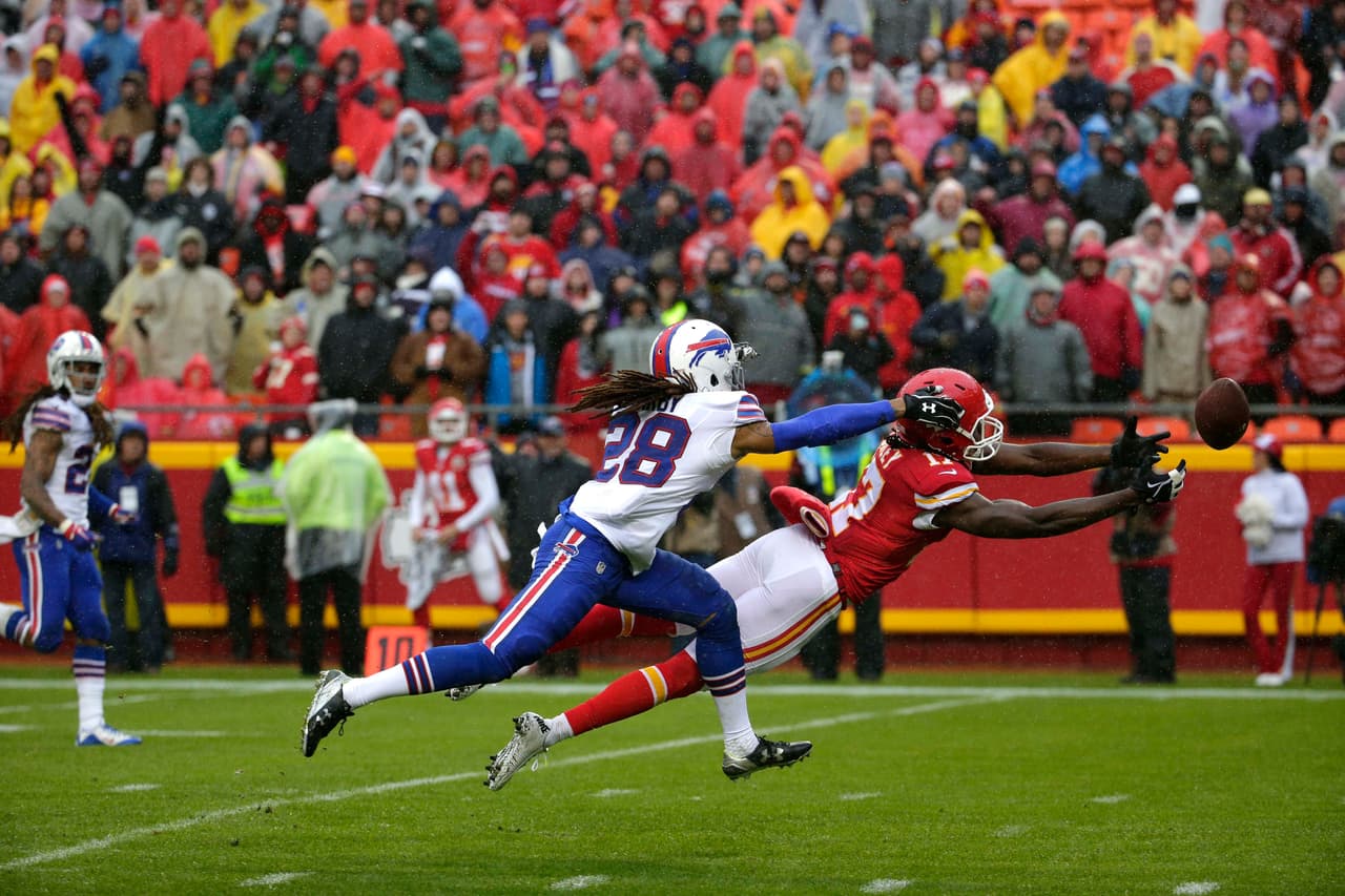 Los Kansas City Chiefs vencieron 30 - 22 a los Buffalo Bills para ligar 5 victorias.