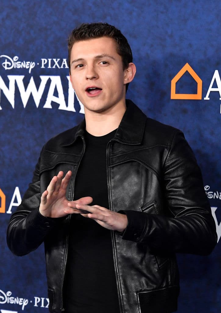 Aparentemente, la madre de la ex estrella de Disney vive en el vecindario donde se les vio juntos.