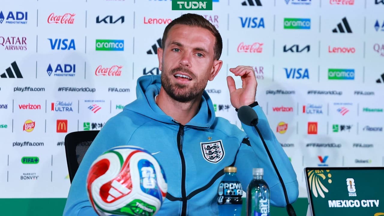 ¿Venganza azteca? Henderson se lesiona en festejos de Inglaterra