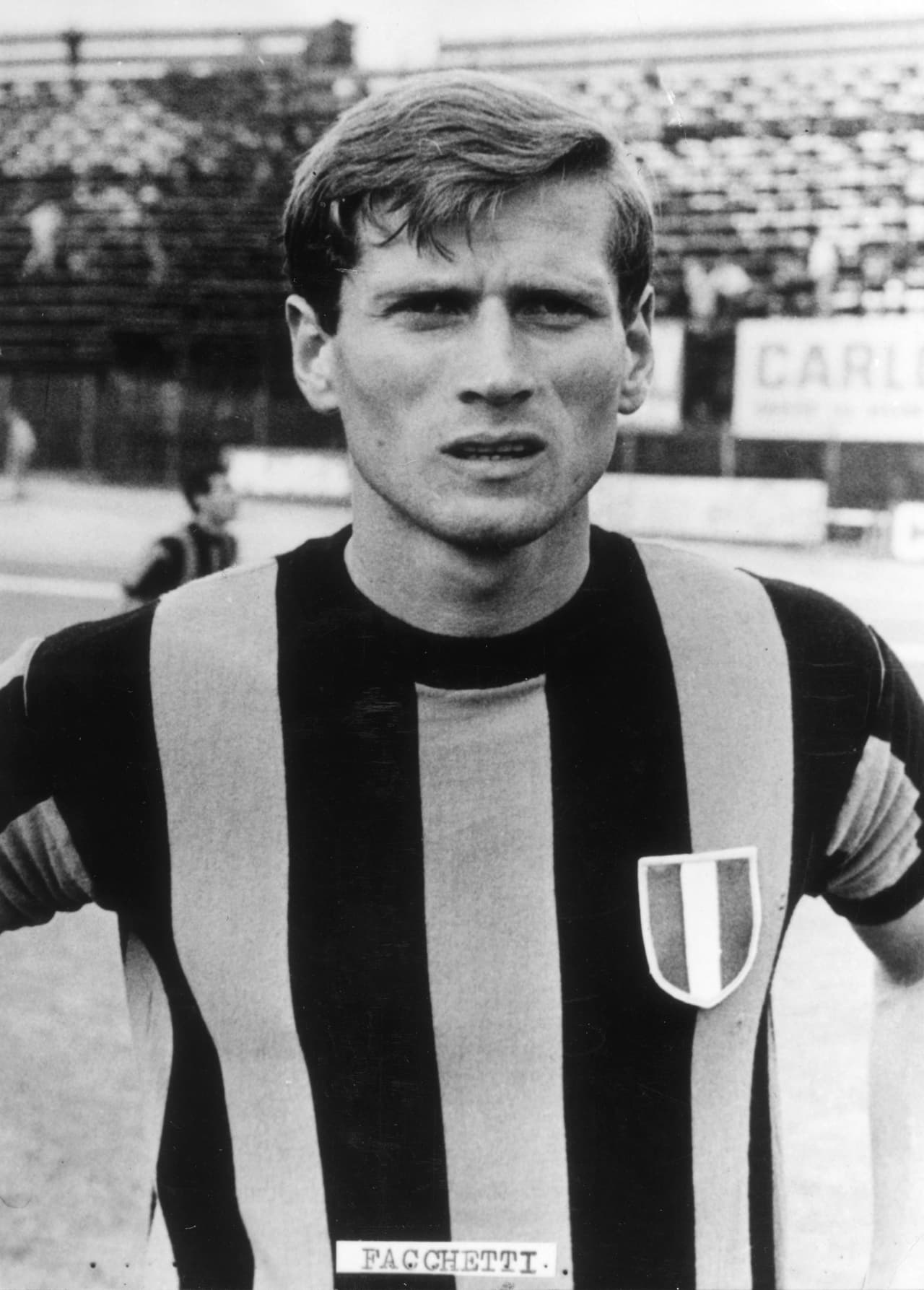 Lateral derecho: Giacinto Facchetti (Italia)