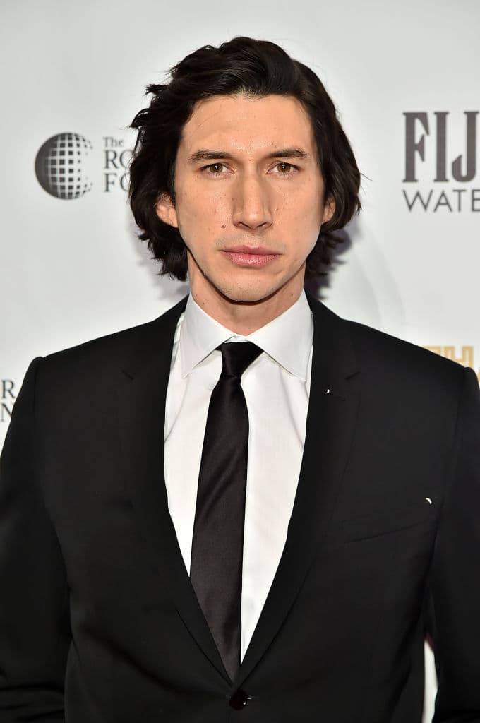 Esta es la primera mirada de cerca a Driver como el fallecido Gucci.