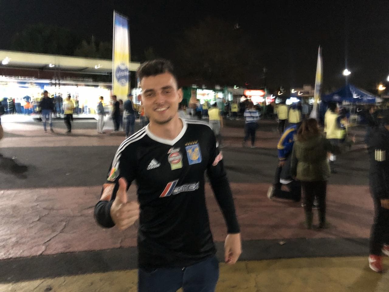 Su hermano, Andrés Ortega, hizo el viaje desde Monterrey para verlo defender la portería de los Tigres.