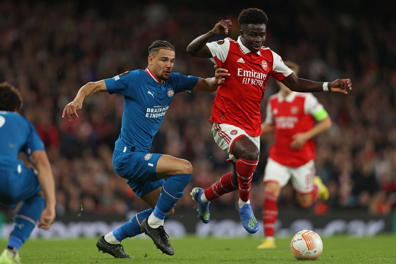 Arsenal se impone al PSV por la mínima y se consolida en el liderato del Grupo A en la UEFA Europa League.