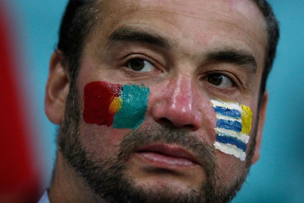 Los seguidores llegaron al Fisht Stadium en Sochi para disfrutar y mostrar su alegría en el partido entre Uruguay y Portugal, el segundo de las llaves de octavos de final del Mundial de Rusia 2018.