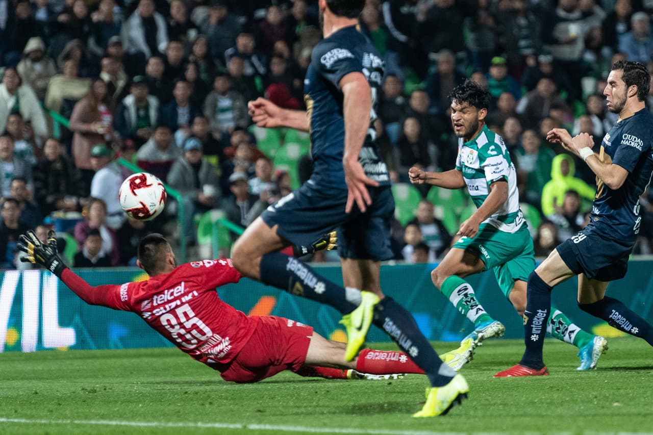 Aguirre (30’, 66’) y Rivero (49, 59’) anotaron para Santos. García Robledo (70’) y Malcorra (91’) descontaron por la vía penal.