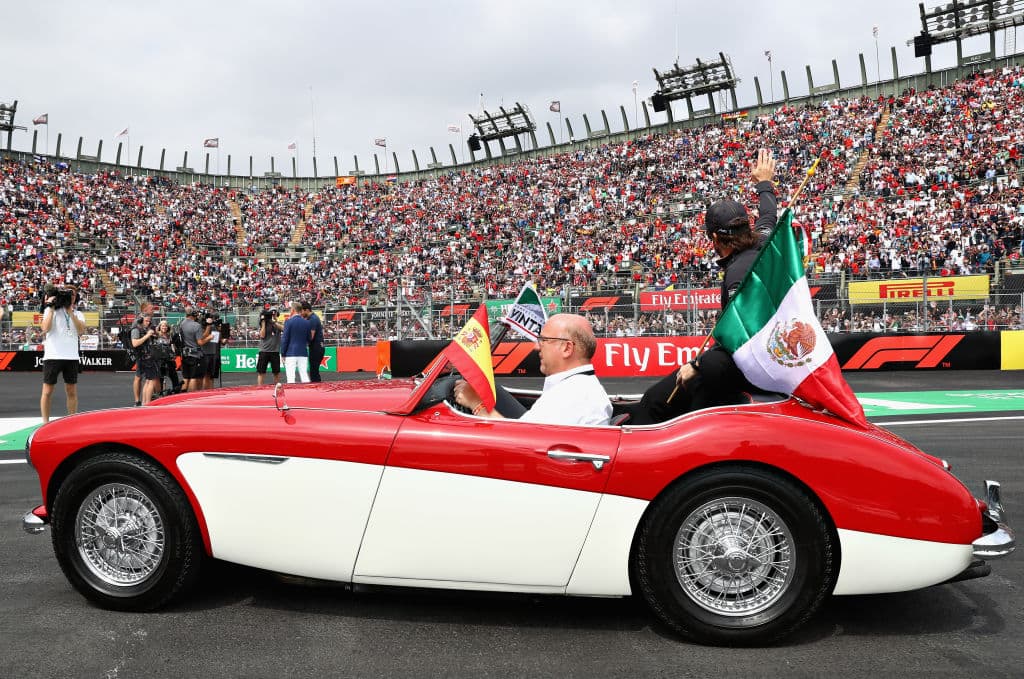 Fernando Alonso corre su último Gran Premio de México toda vez que no seguirá en la Fórmula 1 para 2019.