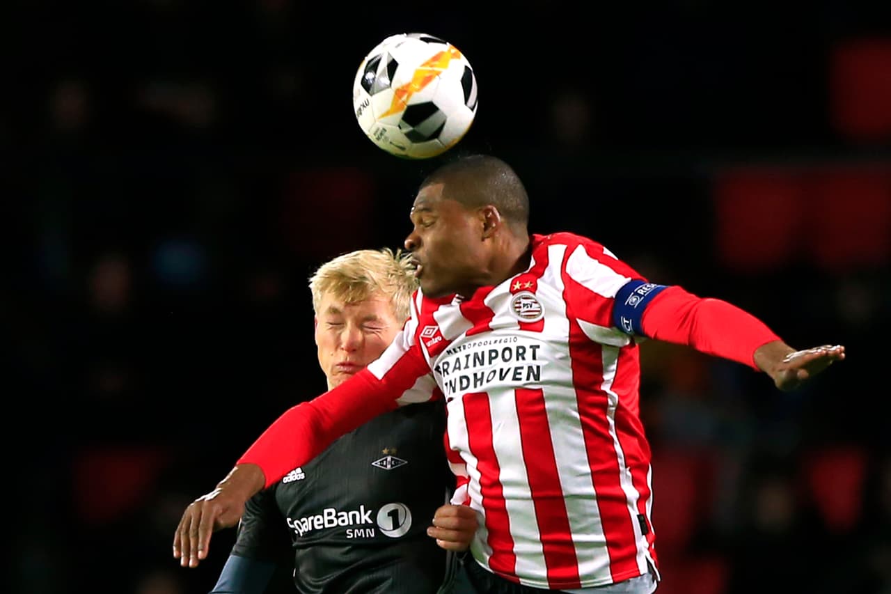 Con goles de Pal André Helland por parte del Rosenborg y Mohammed Ihattaren por parte del PSV, ambos equipos se despiden de la UEFA Europa League.