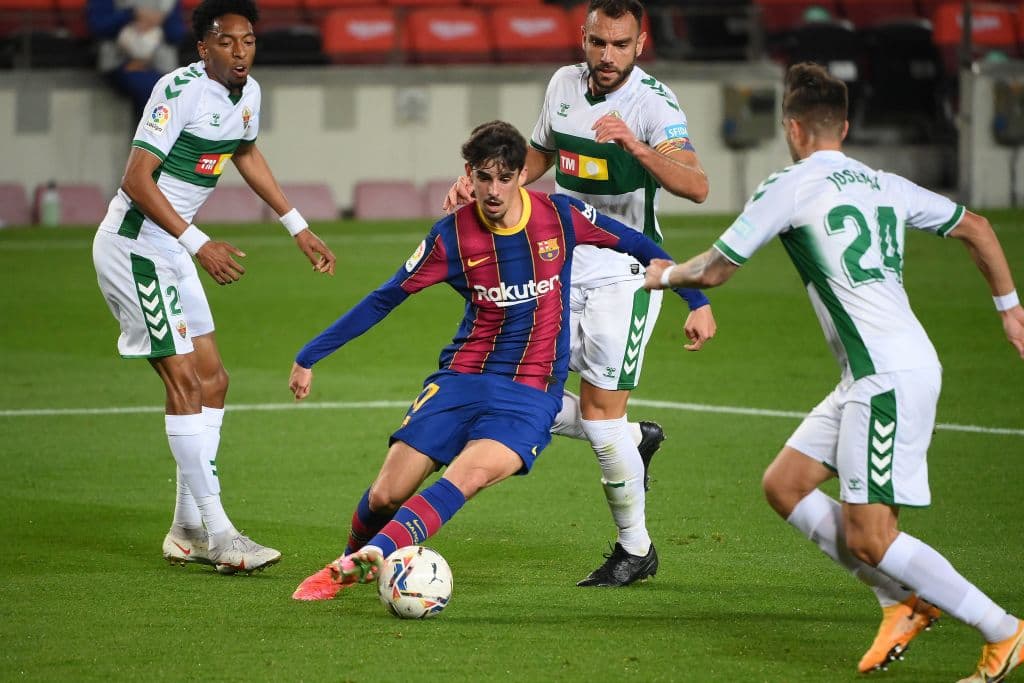 Lionel Messi (48’, 68’) abrió el marcador y creció la diferencia; Jordi Alba (73’) marcó el tercero para sellar el importante resultado. Barcelona llegó a 50 unidades y se mantiene en la competencia por la conquista de La Liga; Elche es penúltimo con 21. El siguiente compromiso de los culés será ante el Sevilla en Liga y Copa.