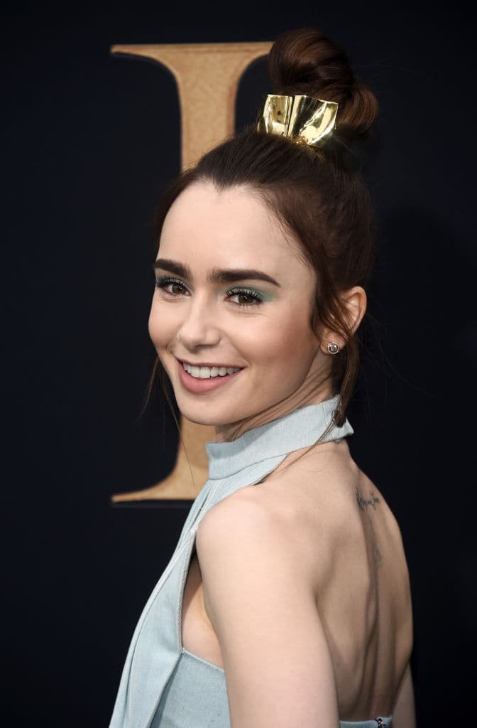 ¿Quién acompañará a Lily Collins en esta nueva aventura?