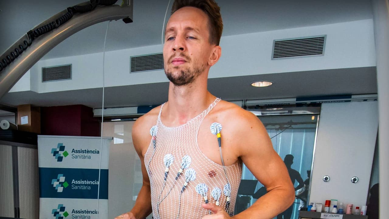 Luuk de Jong hizo exámenes médicos para entrenar en Barcelona