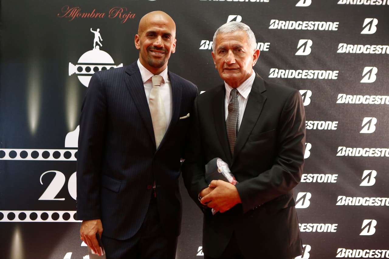 Juan Sebastián Verón es conocido como 'La Brujita' porque su padre, Juan Ramón, era apodado 'La Bruja'. Ambos fueron ídolos de Estudiantes de La Plata e incluso el hijo es presidente del club.