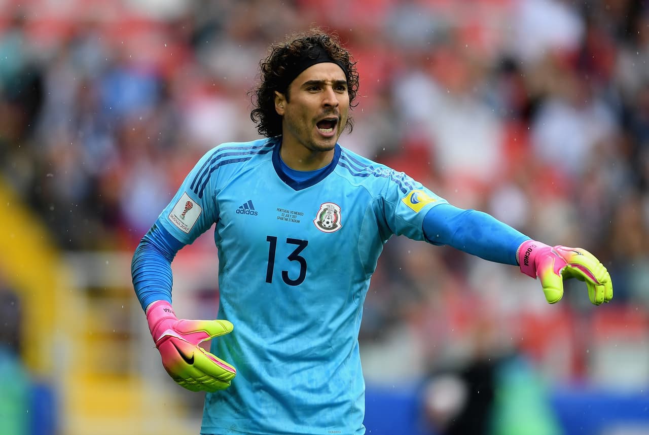 Continúa la novela entre Ochoa y el Napoli, el club habría vuelto a la carga por Arias