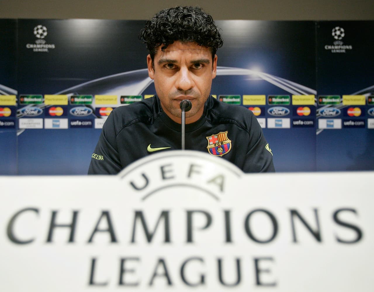 Jugando para Milan logró dos Champions. Cinco años más tarde repitió la hazaña con Ajax. Rafael Márquez fue pieza fundamental en el título que el neerlandés logró como estratega del Barcelona.