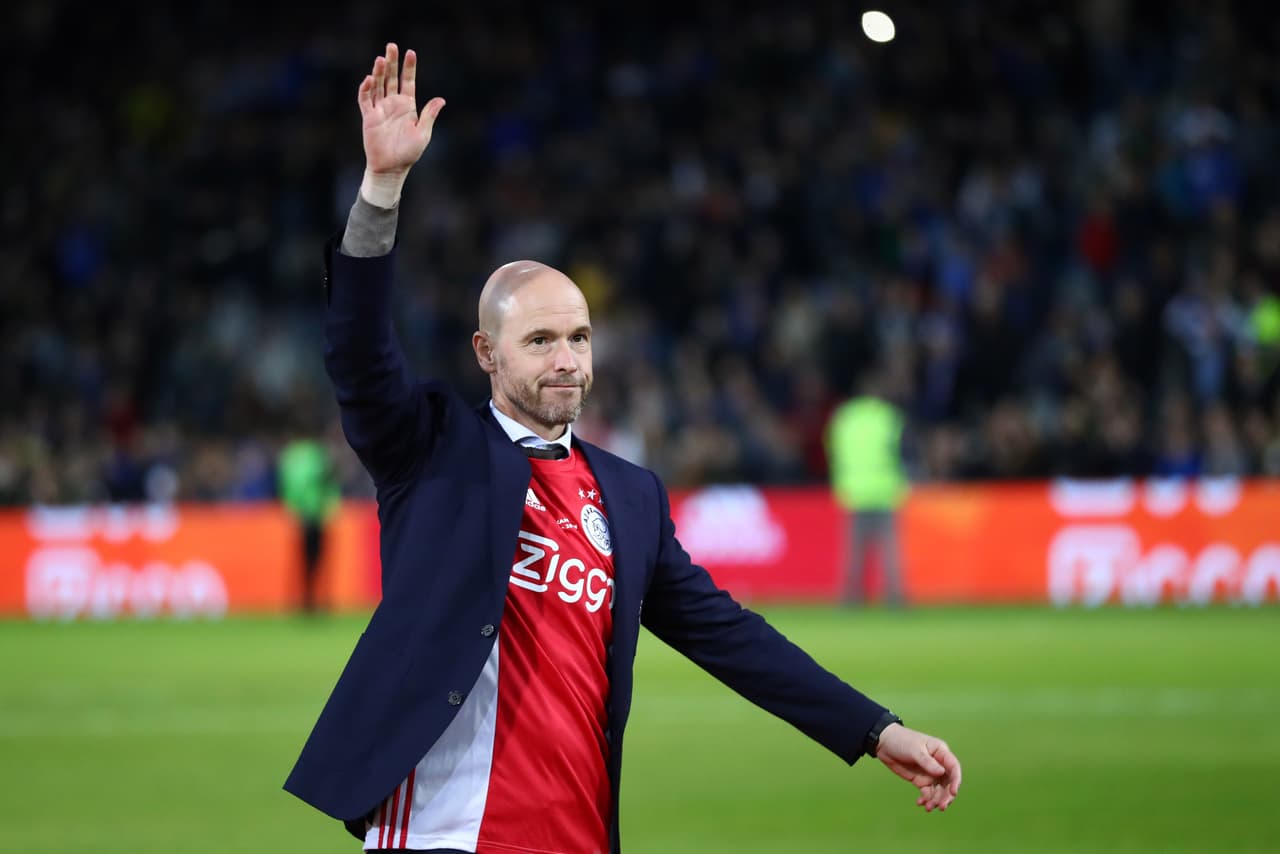 Erik Ten Hag dirige al Ajax desde diciembre del 2017. En 2019 levantó la Copa de Holanda y ganó la Eredivisie.