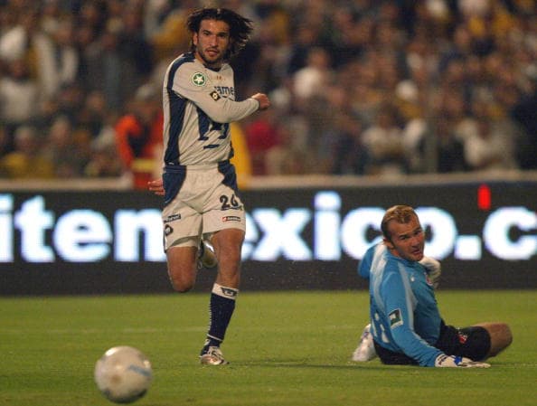 Francisco 'Kikin' Fonseca: jugó con Pumas del 2002 al 2004 y fue parte del bicampeonato del equipo en su último año. Pasó a Cruz Azul en 2005 y jugó ahí hastas 2006.