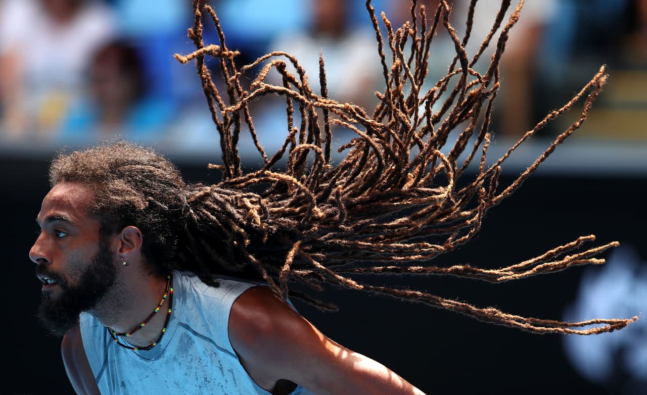 Dustin Brown y sus rastas
<b> </b>no pudieron detener al poderoso Milos Raonic, que lo venció al alemán en 93 minutos, 6-3, 6-4, 6-2.