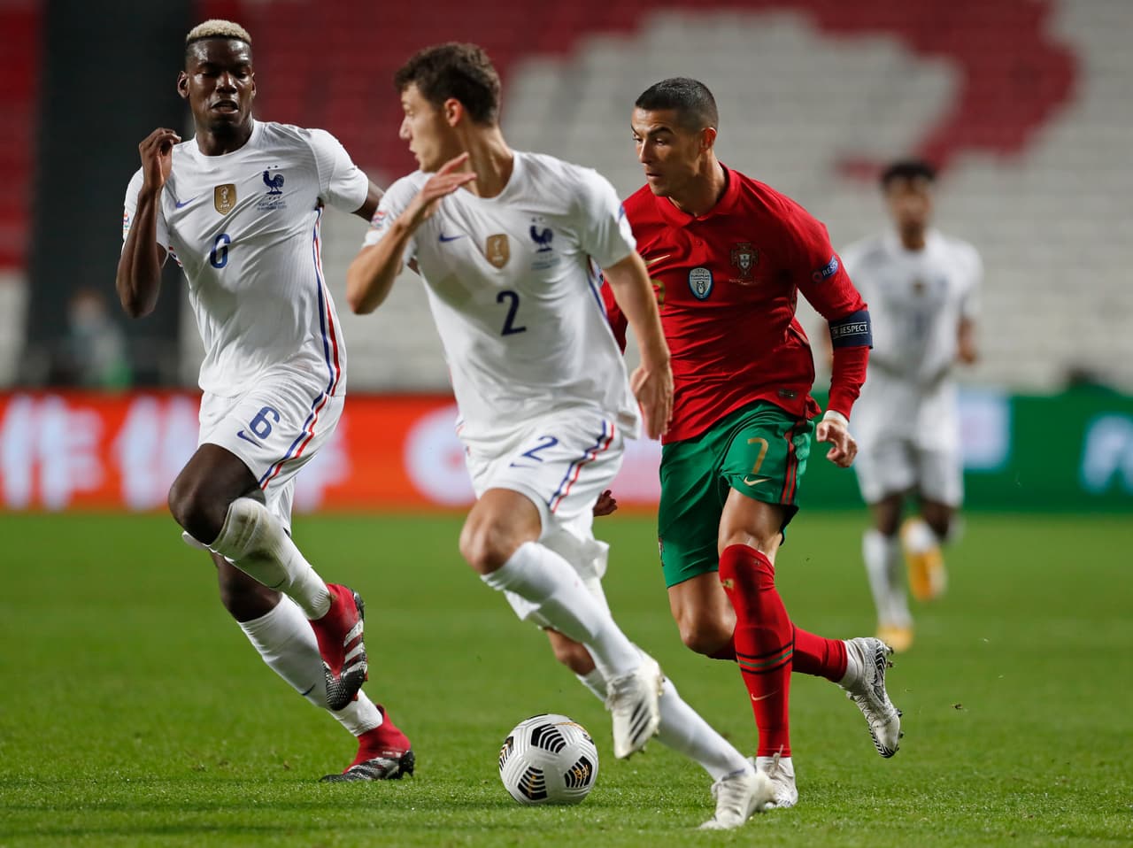 En la J5 de la competición europea, el cuadro liderado por Cristiano Ronaldo cayó por la mínima en el Estadio Da Luz. Kanté (53’) marcó el solitario gol del cotejo que mandó a Francia al liderato del Grupo 3 en la Liga A con 13 unidades; Portugal se quedó con 10 en el segundo sitio.
