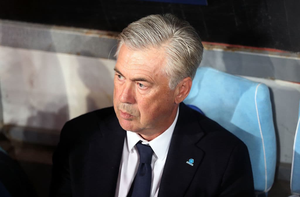 Bajo el mando de Carlo Ancelotti, Napoli celebró una victoria determinante en sus planes de llegar a octavos de final de la Champions League.