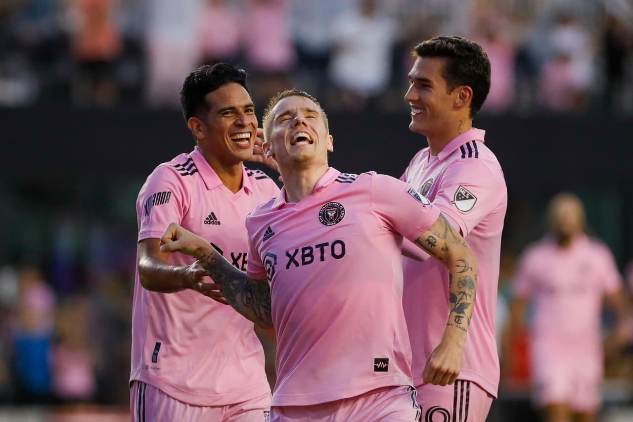 En el DRV PNK Stadium de Fort Lauderdale también se vieron sonrisas, gracias al triunfo 2-0 de Inter Miami CF sobre New York Red Bulls.
<br>