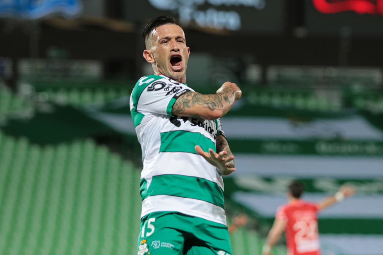 <b>Santos 2-1 Necaxa</b> | Brian Lozano fue el jugador del partido con un gol provocado en la primera anotación y él se encargó de hacer el 2-1 defintivo para los albiverdes.