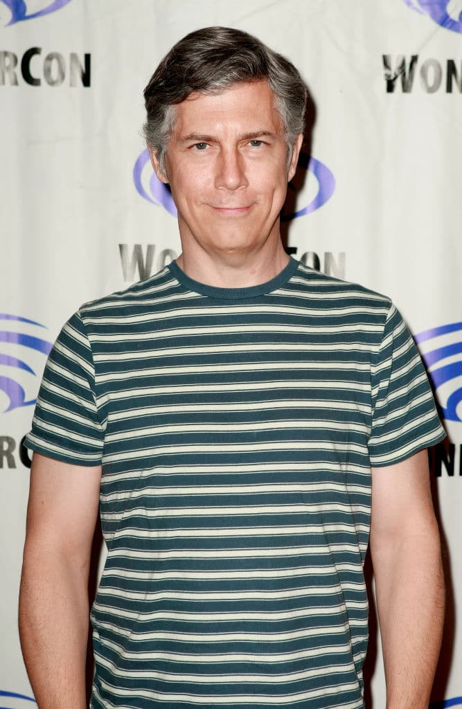 Nuestra nueva Estrella no se llamará Kevin, sino Max Mercer, quién es un joven travieso e ingenioso que se quedó solo mientras que su familia se fue a Japón.
<br>