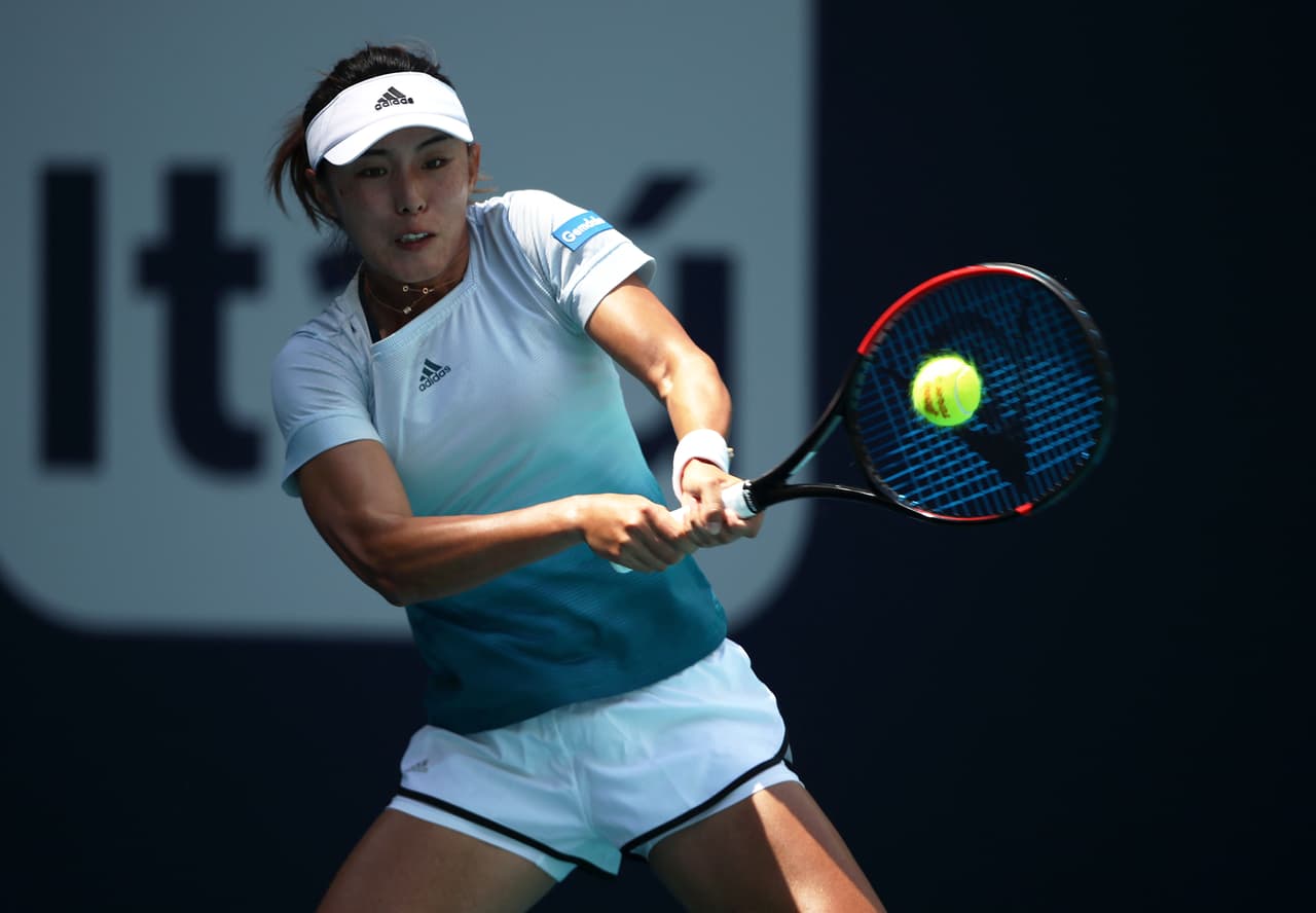 La rumana Simona Halep, número dos en la clasificación WTA, venció 6-4, 7-5 a la china Wang Qiang y se puso en la Semifinal del Miami Open, donde se consolida como favorita.