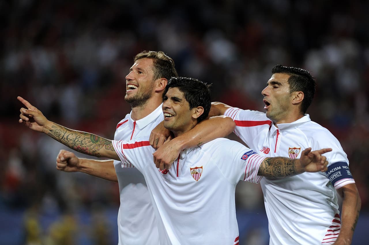 Sevilla se pasea 4-0 ante el Betis y se mete a cuartos de Copa del Rey