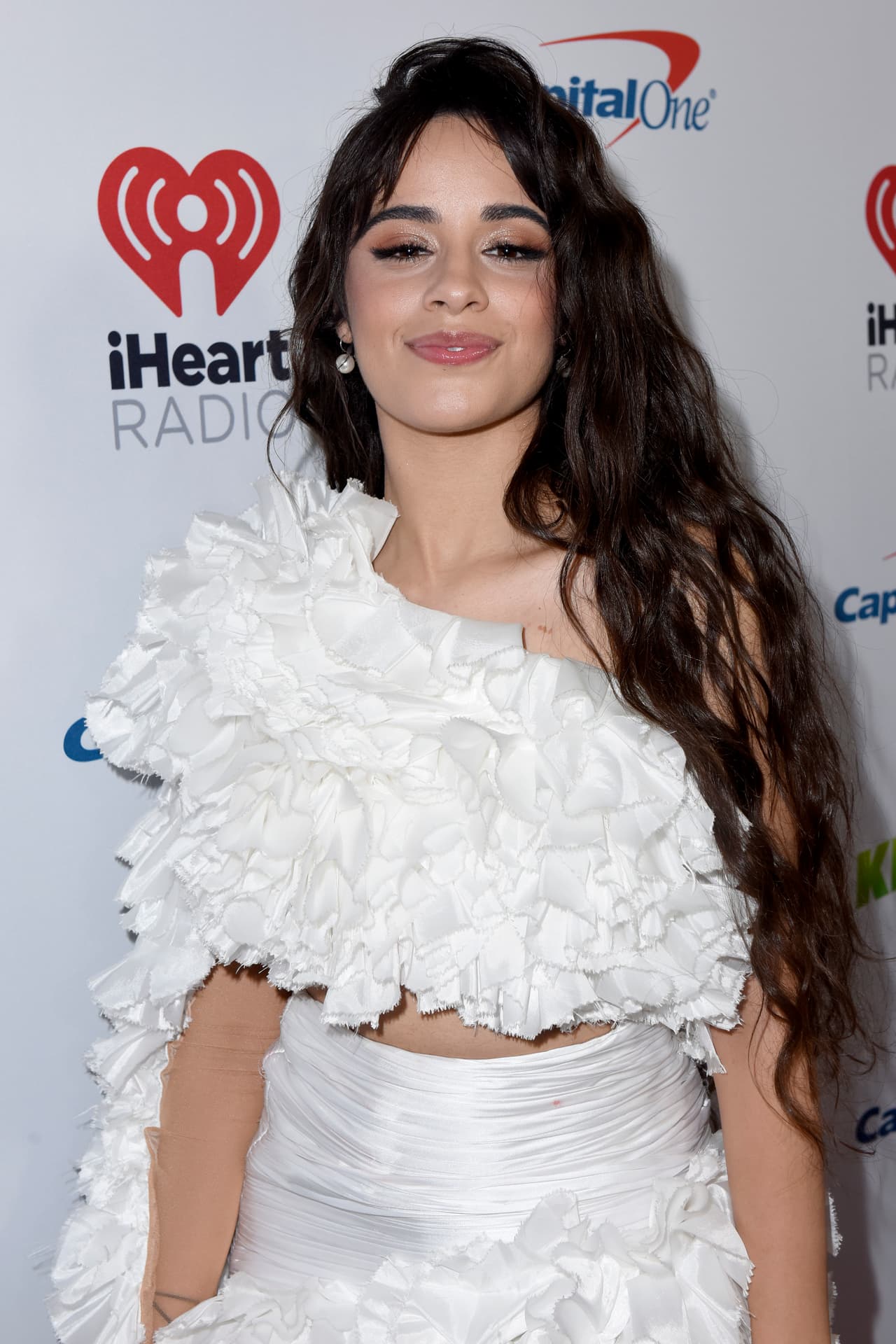 Cabello ha ganado varios premios, incluidos: Mejor Colaboración en los American Music Awards, el Video del Año de MTV y la Canción Favorita de Pop / Rock.