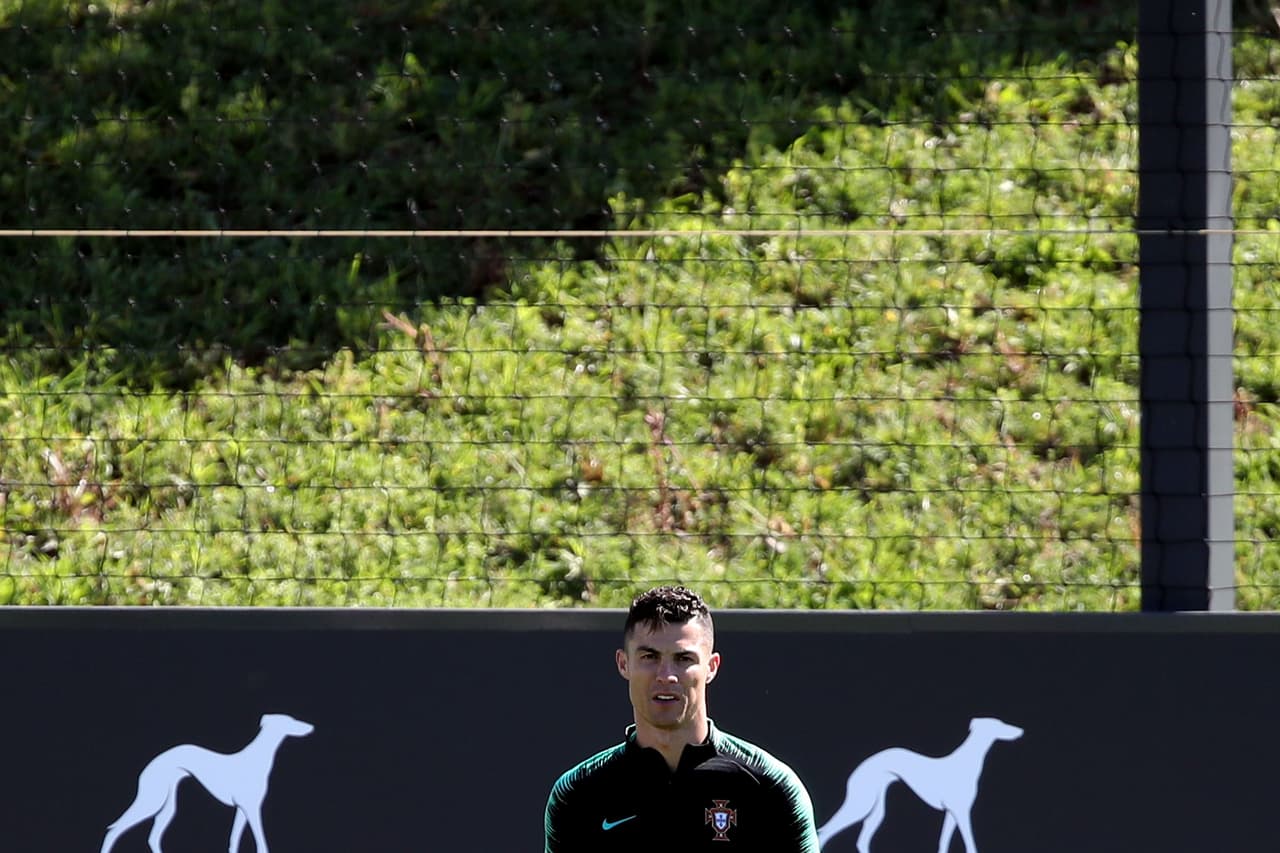 Cristiano Ronaldo vivió su reencuentro con Portugal tras Rusia 2018, en un entrenamiento ahora con miras a la Eurocopa, previo al primer duelo de eliminatorias contra Ucrania por el grupo B.